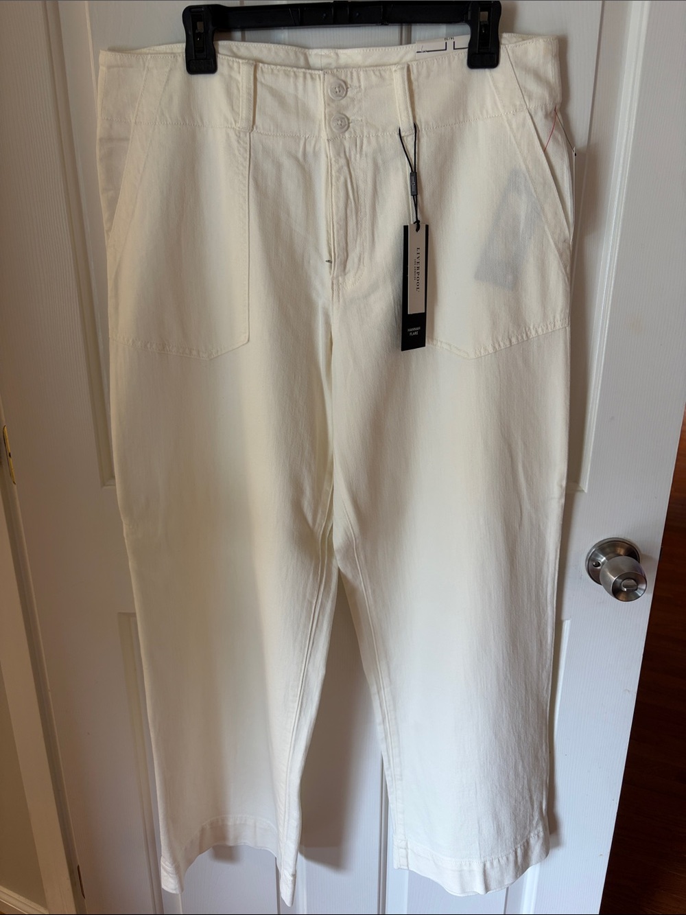 Liverpool Wide Leg Pants in Cream NWT 14/32